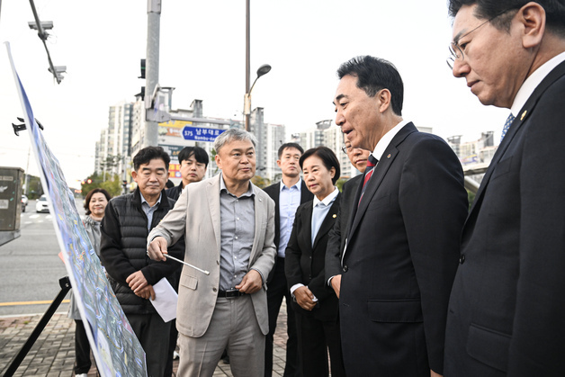 박수현 지사, 천안 남부대로 차량정체 상황 점검