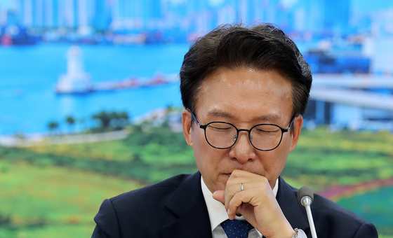 김민석 '조희대 탄핵 논의' 공식화…與 일각 우려 속 野 "탄핵병 도져"