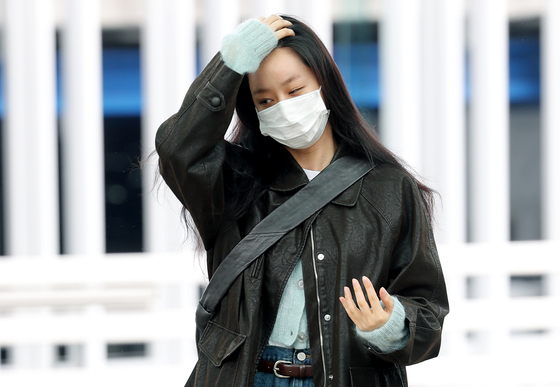 혜리, 비몽사몽 출국