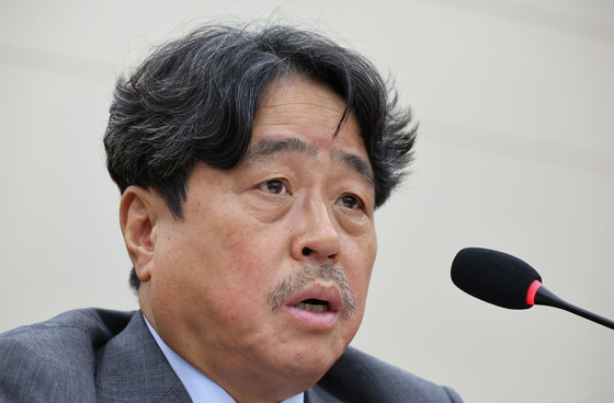 [국감] 국정감사 답변하는 권순원 위원장