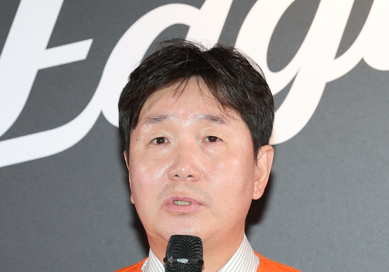 소감 밝히는 류지현 감독
