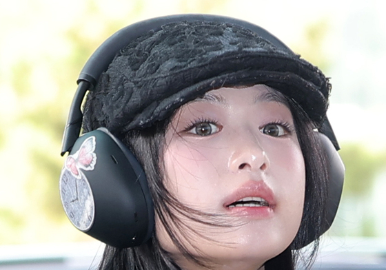 아현, 인형