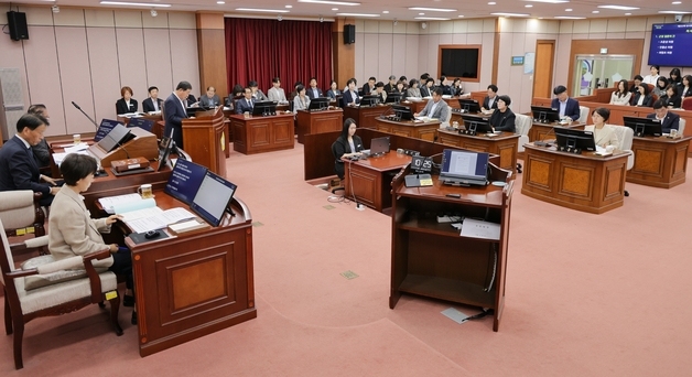증평군의회 군정질문…재정 건전성 확보 방안 등 집중 질의