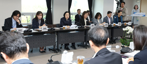 통합돌봄 간담회 발언하는 한성숙 국무총리