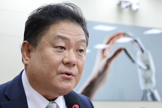 [국감] 업무보고하는 김우성 한국방송공사 부사장