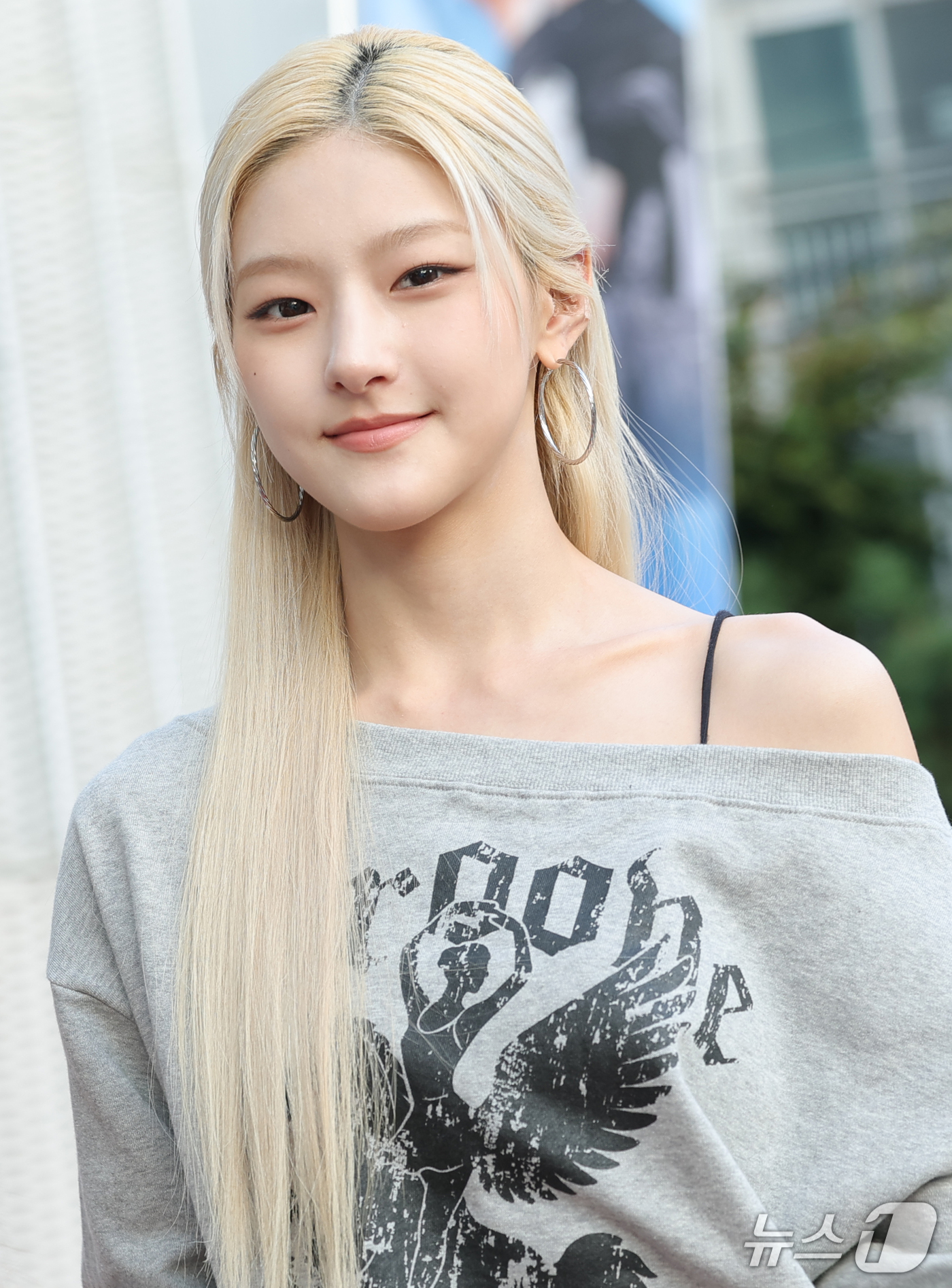 (서울=뉴스1) 권현진 기자 = 키스오브라이프 하늘이 16일 서울 성동구 원밀리언 스튜디오에서 열린 ‘디오스피스(DAUSPICE) X 하리무 협업’ 기념 ‘PARTY : THE M …