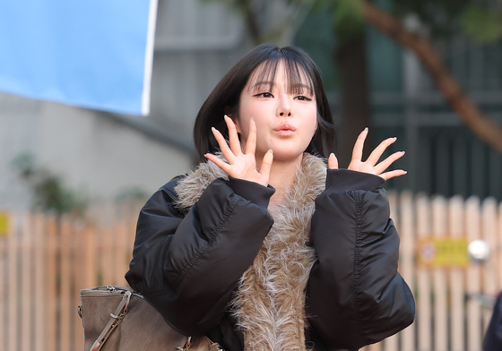피프티피프티 키나, 사랑스러운 가을 여인