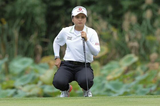 최혜진, LPGA 뷰익 상하이 2R 선두 유지…2위 양희영과 2타 차