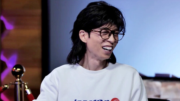 '95서울가요제' 유재석, 나이 숨기는 '쇼생크탈출' 의심…"연배 있으시네"