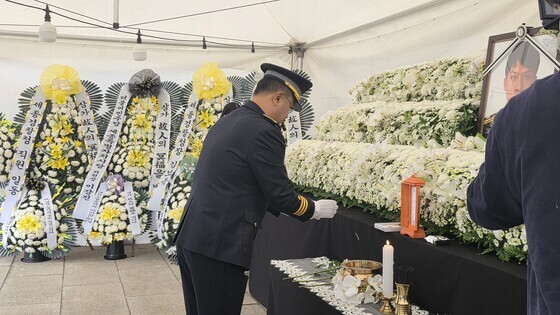 "숭고한 희생 잊지 않겠습니다"…세종시장·경찰청장 잇따라 조문