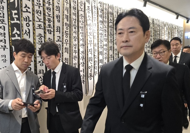 장동혁, 순직 소방관 조문…"안전·처우 국가가 챙겨야"