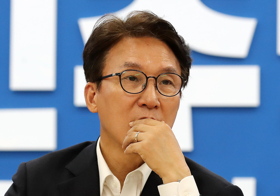 국힘, 김민석 '과잉 의전' 논란에 "갑질 난입"…金 "불편 끼쳐 죄송"(종합)