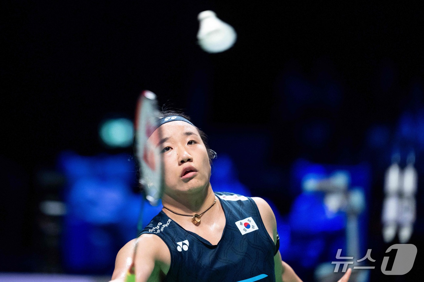 (서울=뉴스1) = 안세영(24)이 18일(한국시각) 덴마크 오덴세에서 열린 BWF(세계배드민턴연맹) 월드투어 수퍼 750 덴마크 오픈 결승에서 일본의 야마구치 아카네를 상대로 경 …