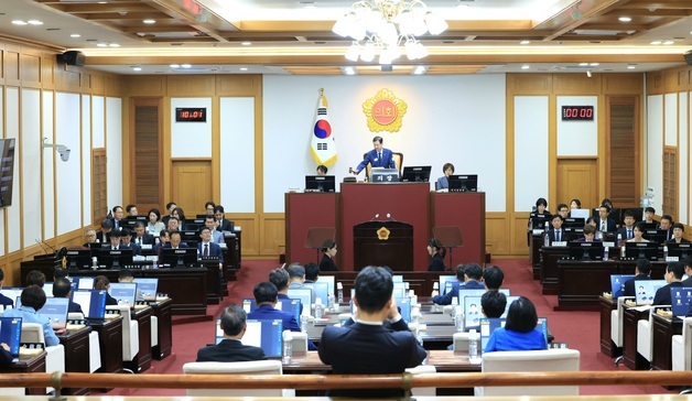 대구시의회, 건축물 이격거리 제한 완화 등 53개 조례안 처리