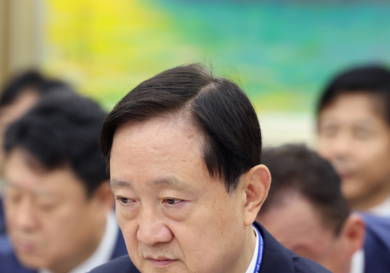 [국감] 생각에 잠긴 이찬진 금감원장