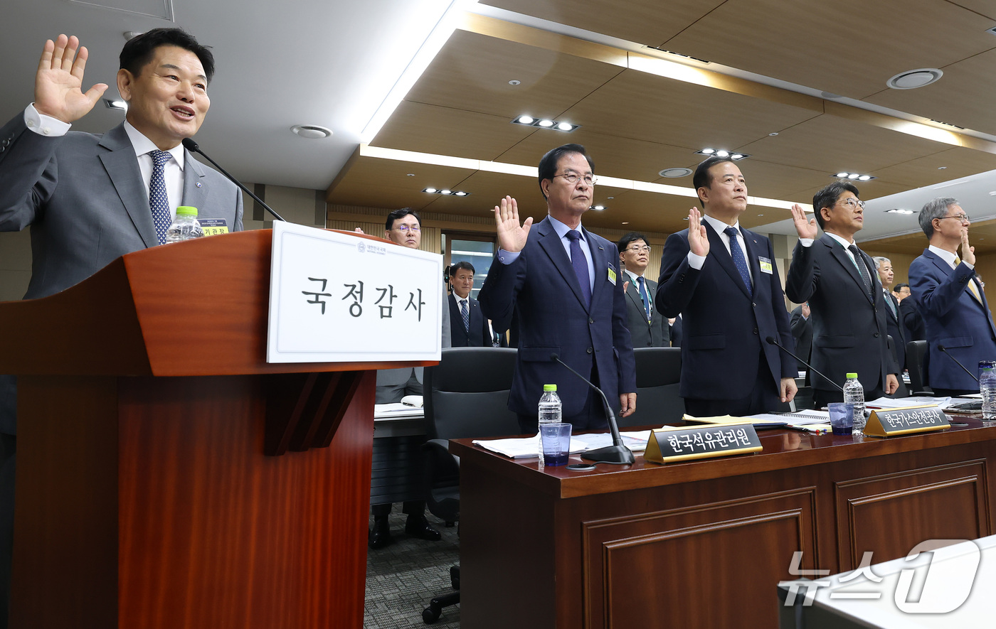 (대구=뉴스1) 공정식 기자 = 홍의락 한국가스공사 사장이 19일 대구 동구 한국가스공사 본사에서 열린 2026년도 국회 산자중기위원회의 한국가스공사, 한국석유공사, 강원랜드, 대 …