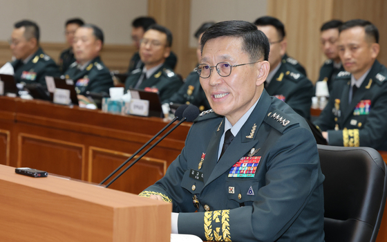 [국감] 답변하는 김규하 육군 참모총장