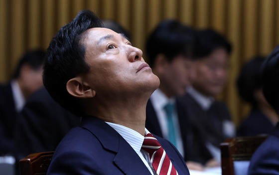 [국감] 생각에 잠긴 오세훈 서울시장