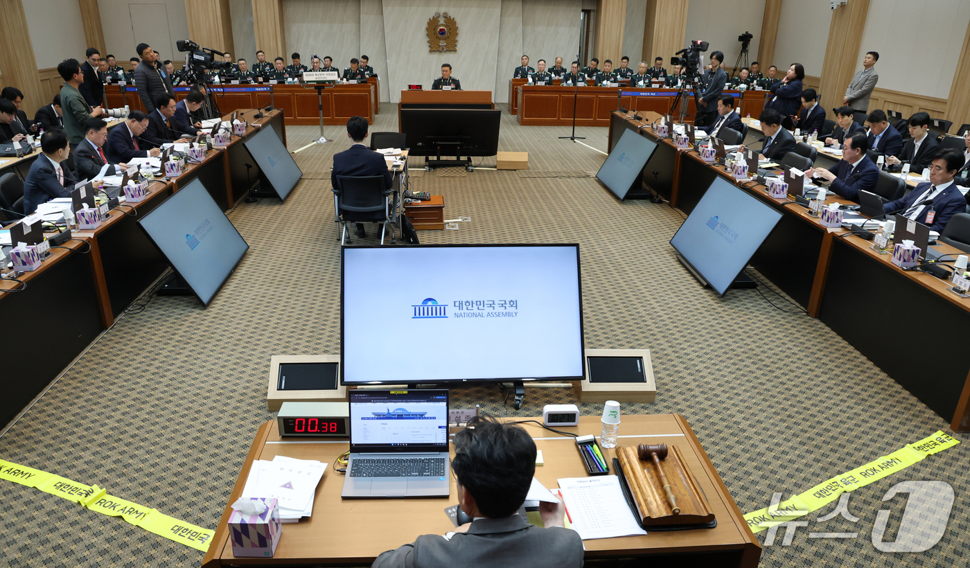 (계룡=뉴스1) 김기태 기자 = 19일 충남 계룡대에서 국회 국방위원회의 육군본부에 대한 국정감사가 열리고 있다. 2026.10.19/뉴스1