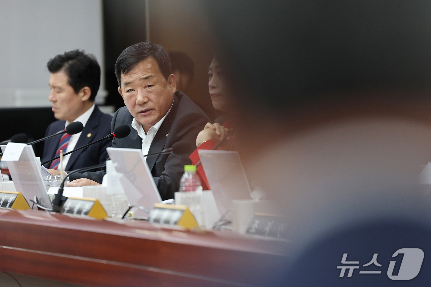 (대구=뉴스1) 공정식 기자 = 박성민 국민의힘 의원이 19일 대구 동구 한국가스공사 본사에서 열린 2026년도 국회 산자중기위원회의 한국가스공사, 한국석유공사, 강원랜드, 대한석 …