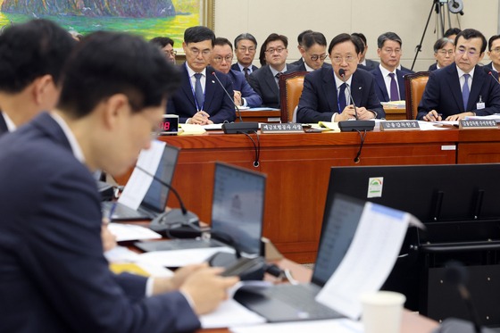 野, 금감원 국감서 '단종레 ETF' 맹공…"자료 왜 못 내나"