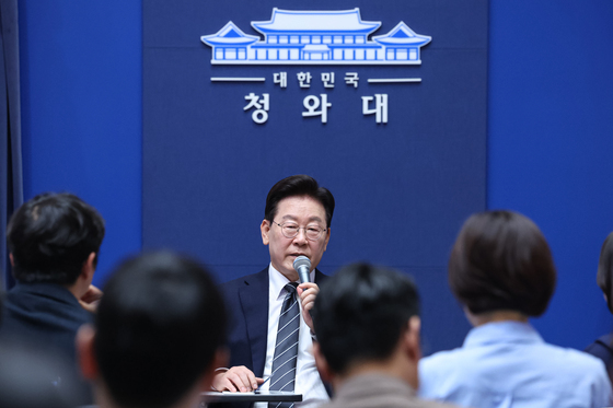 李, 중수청장에 "편 가르지 말고 의구심 있는 사안 원칙 따라 처리" 당부