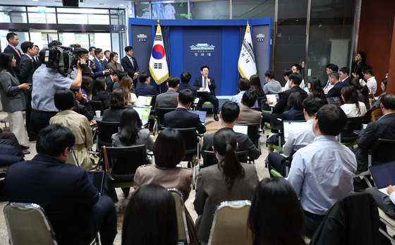 이재명 대통령, 청와대 출입기자단 간담회