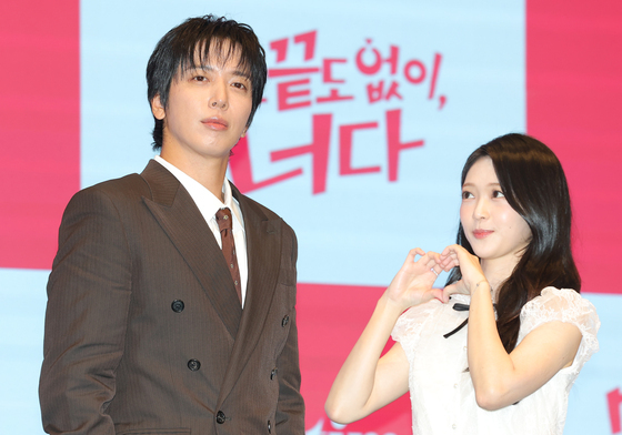 '밑끝너' 홍승희 "1인 2역 하며 고민 많아…정용화와 연기해 다행"