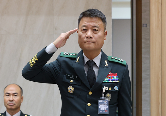 [국감] 거수경례하는 박성제 육군특수전사령관