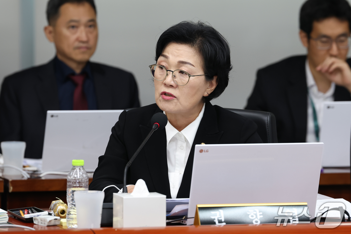 (대구=뉴스1) 공정식 기자 = 권향엽 더불어민주당 의원이 19일 대구 동구 한국가스공사 본사에서 열린 2026년도 국회 산자중기위원회의 한국가스공사, 한국석유공사, 강원랜드, 대 …