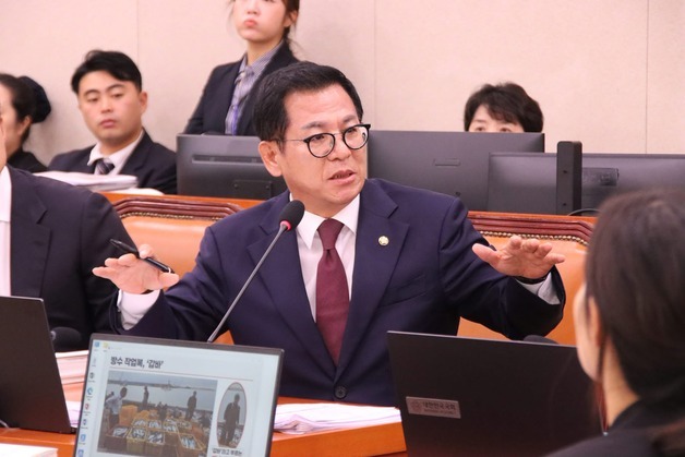 "부산 예인선 침몰사고 초동대처 미흡"…국감서 물매 맞은 해경