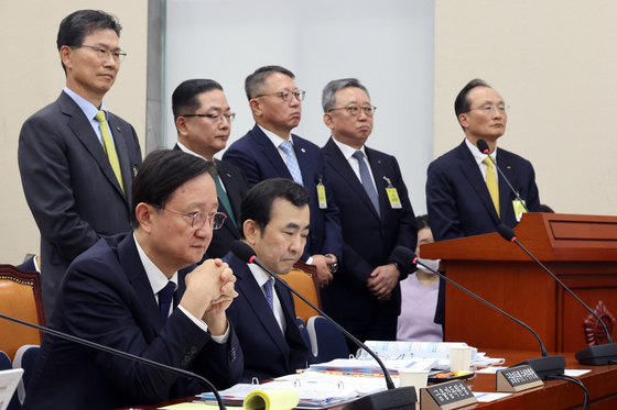 [국감초점] 野, '단종레 ETF' 맹공…"이찬진 사퇴할 생각 없나"(종합)