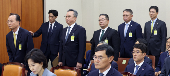 [국감] 증인 신분으로 국감 출석한 5대 은행장