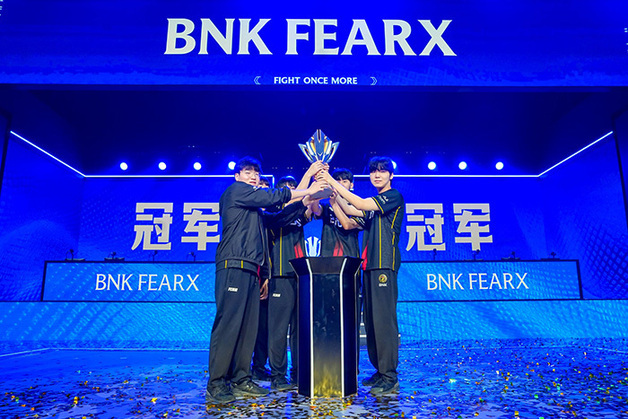 'BNK 네이밍 후원' 피어엑스 e스포츠팀, 글로벌 대회서 우승