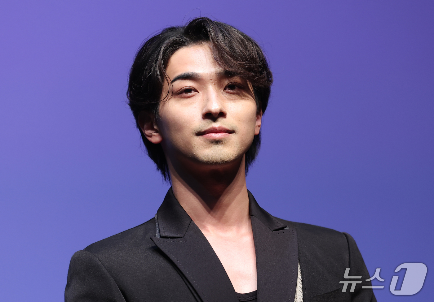 (서울=뉴스1) 권현진 기자 = 일본 배우 요코하마 류세이가 19일 서울 송파구 롯데시네마 월드타워점에서 국내 개봉을 앞두고 열린 일본 영화 '그대, 별처럼' 무대인사에서 팬들과 …