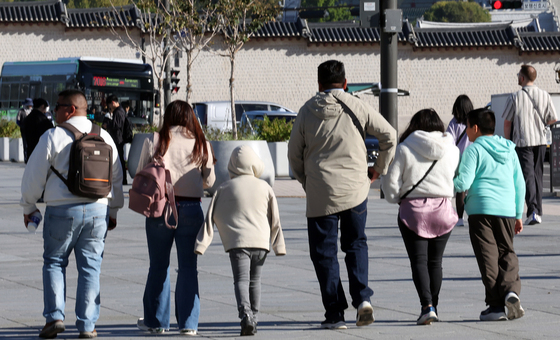 출근길 서울 10.3도·춘천 5.1도 '쌀쌀'…강원 일부 한파특보(종합)