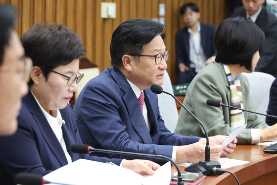 野 "검찰 폐지로 범죄수사 시스템 사망…보완수사 복원법 발의"(종합)