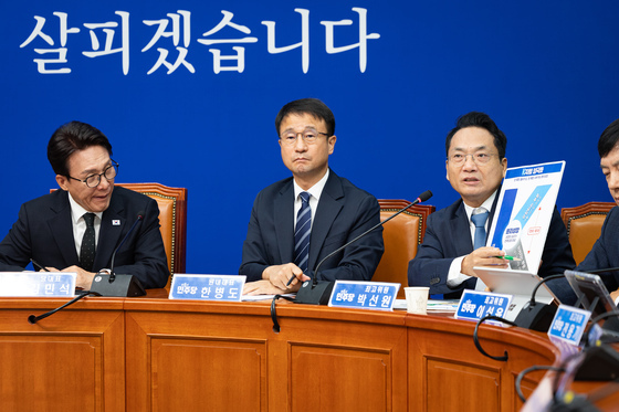 K자형 양극화 바라보는 김민석 대표