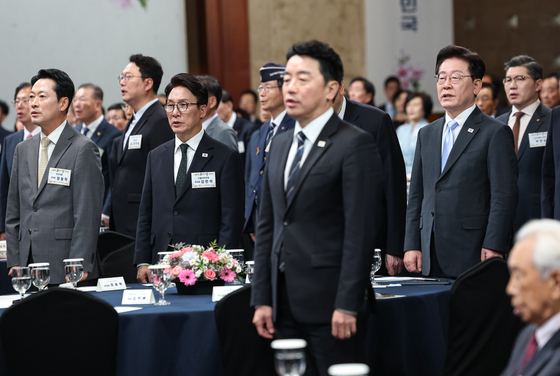 노인강령 낭독하는 이재명 대통령