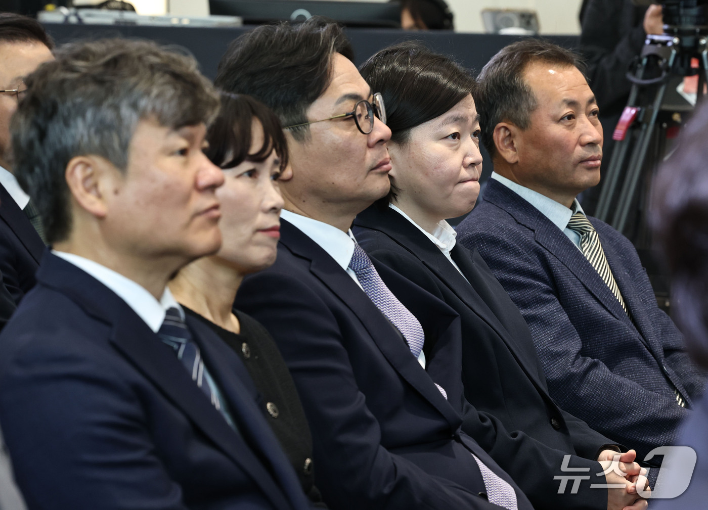(서울=뉴스1) 이호윤 기자 = 문홍주 대전지방중수청장 임용 예정자(왼쪽부터), 홍종희 대구지방중수청장 임용 예정자, 김기욱 부산지방중수청장 임용 예정자, 임은정 광주지방중수청장 …