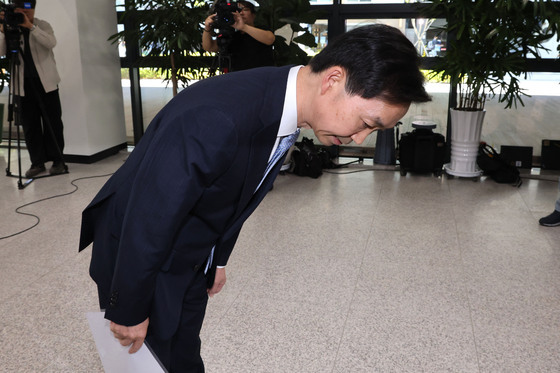 박지원 "김지용, 의원총회 표결에 부쳐 당론으로 정하자…생쇼 韓과 張은 뿅망치로"