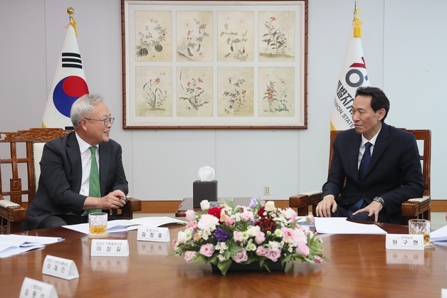 김정중 양양군수, 우상호 강원지사 만나 현안 지원 요청