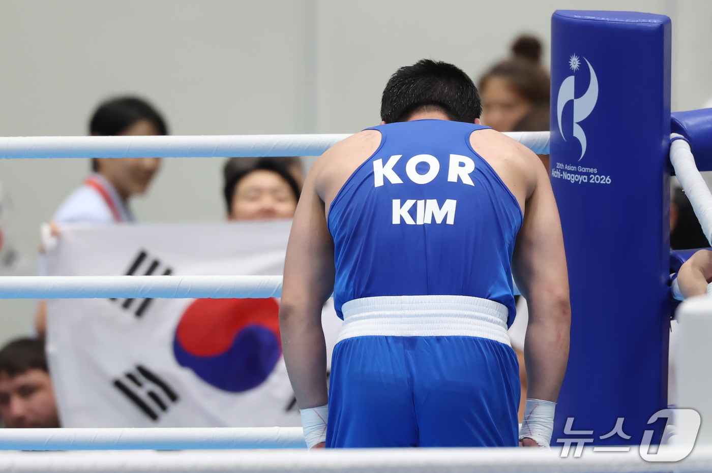 (니시오=뉴스1) 김민지 기자 = 대한민국 김민성이 2일 일본 아이치현 니시오의 니시오 체육관에서 열린 2026 아이치·나고야 아시안게임 복싱 남자 80kg 인도 안쿠쉬와의 결승전 …
