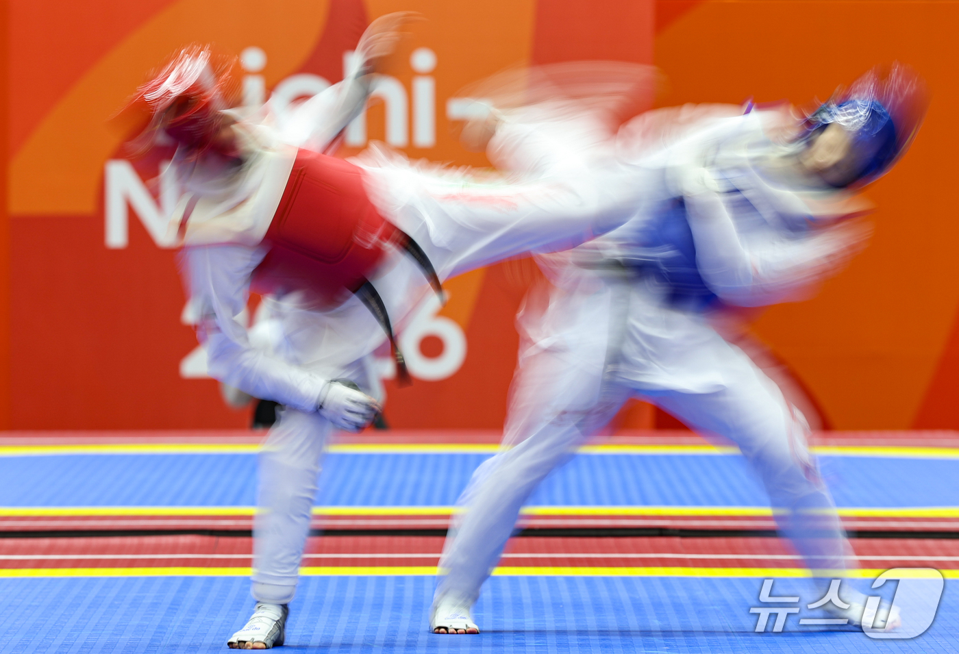 (도요하시=뉴스1) 김도우 기자 = 2일 일본 도요하시 체육관에서 열린 2026 아이치·나고야 아시안게임 태권도 겨루기 여자-67kg급 준결승에서 이란 사가르 모라디 셰이흘라리 대 …