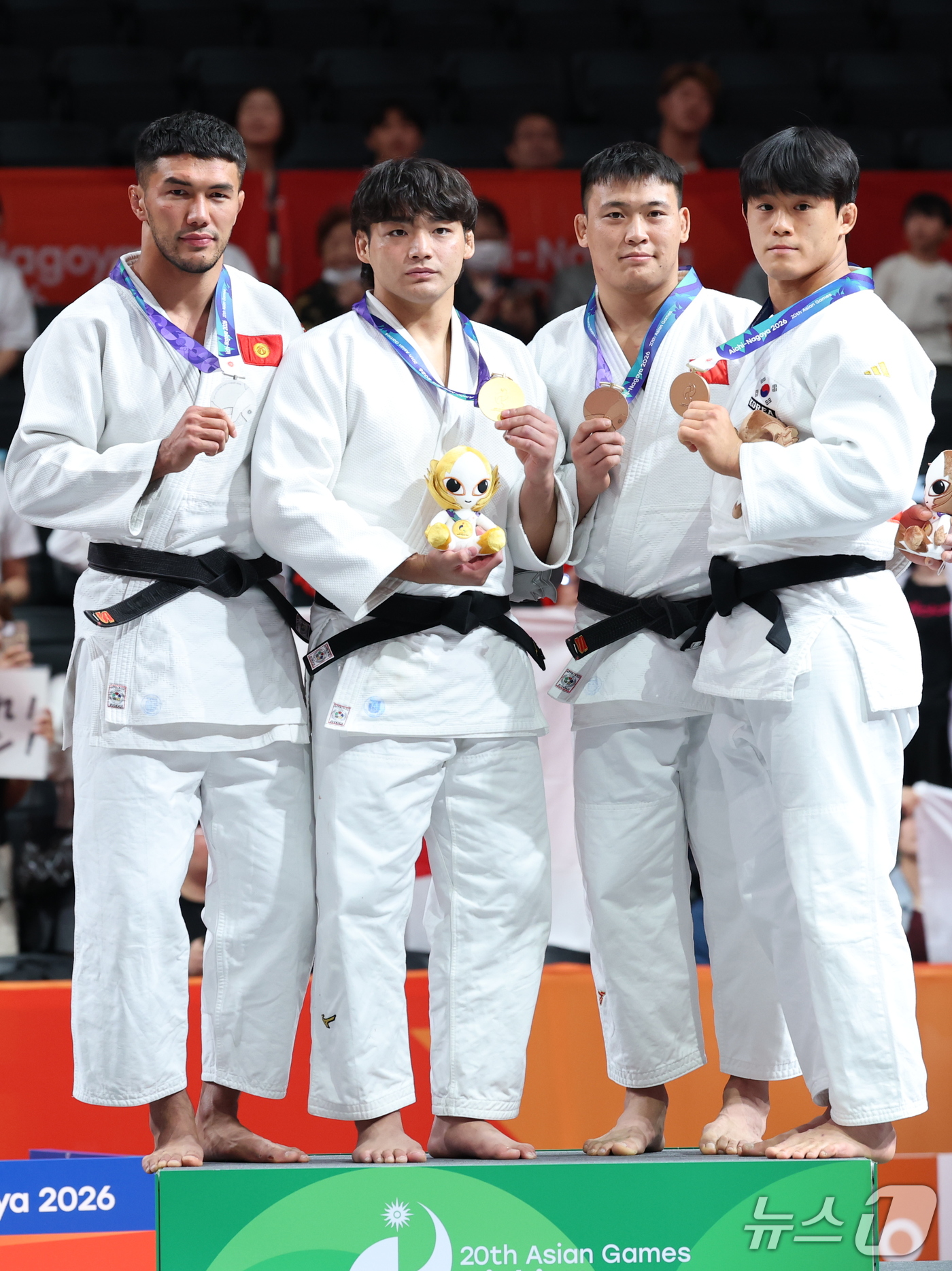 (나고야=뉴스1) 안은나 기자 = 대한민국 김종훈이 2일 일본 아이치 인터내셔널 아레나에서 열린 2026 아이치·나고야 아시안게임 유도 남자 -90kg급 시상식에서 동메달을 목에 …