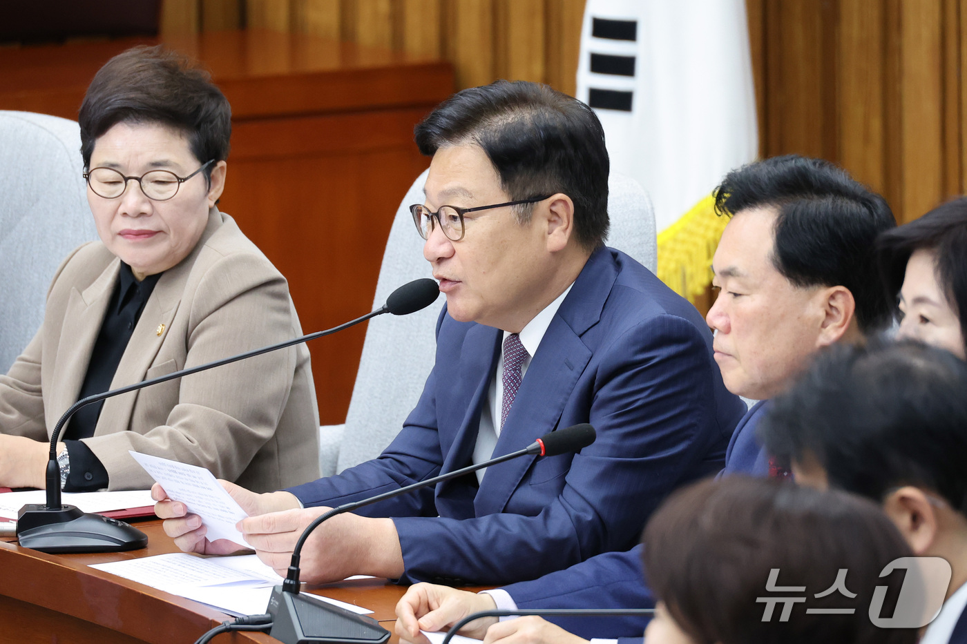 (서울=뉴스1) 신웅수 기자 = 정점식 국민의힘 원내대표가 20일 서울 여의도 국회에서 열린 국정감사 대책회의에서 발언하고 있다. 2026.10.20/뉴스1