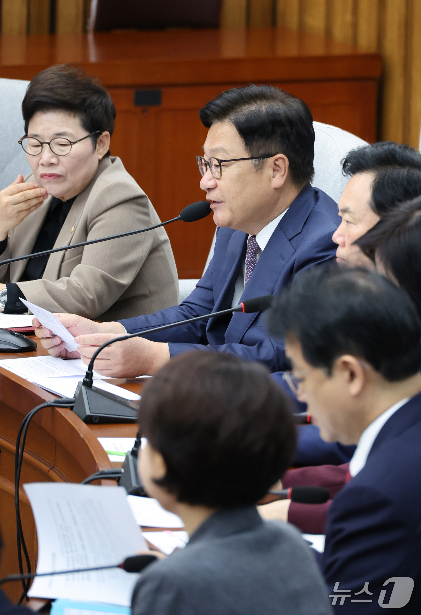 (서울=뉴스1) 신웅수 기자 = 정점식 국민의힘 원내대표가 20일 서울 여의도 국회에서 열린 국정감사 대책회의에서 발언하고 있다. 2026.10.20/뉴스1