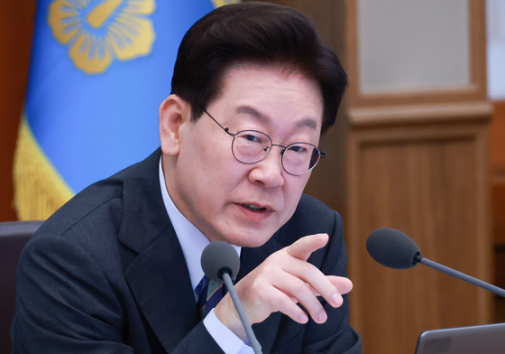 李대통령 "퇴근 못했을 300명 집에 돌아와"…'산재 사망자 감소' 고용부 극찬