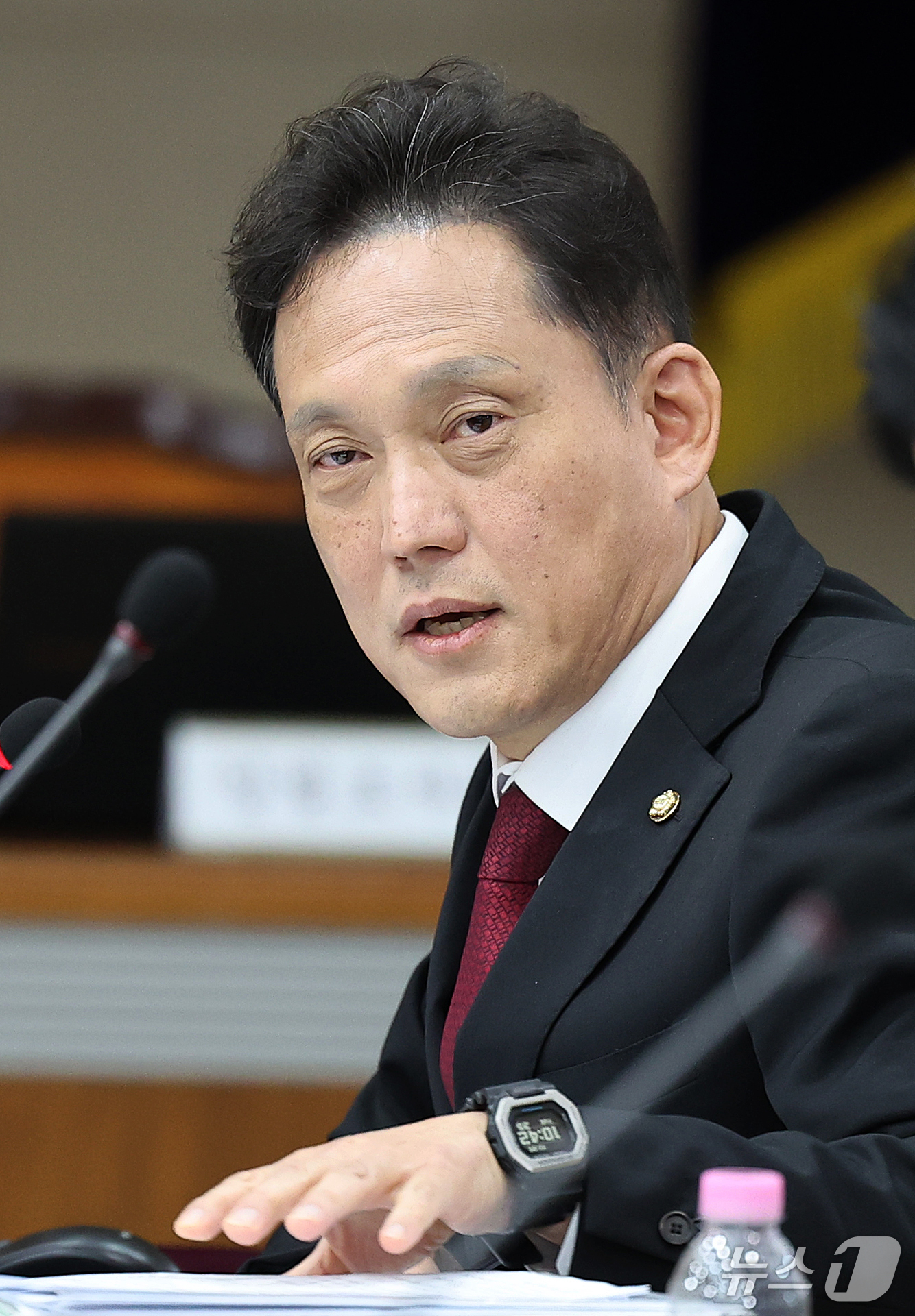 (대구=뉴스1) 공정식 기자 = 김태규 국민의힘 의원이 20일 대구 수성구 범어동 대구고등법원에서 열린 국회 법제사법위원회(법사위)의 대구고등·지방·가정·회생법원, 부산고등·지방· …