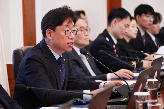 보고하는 오태석 우주항공청장
